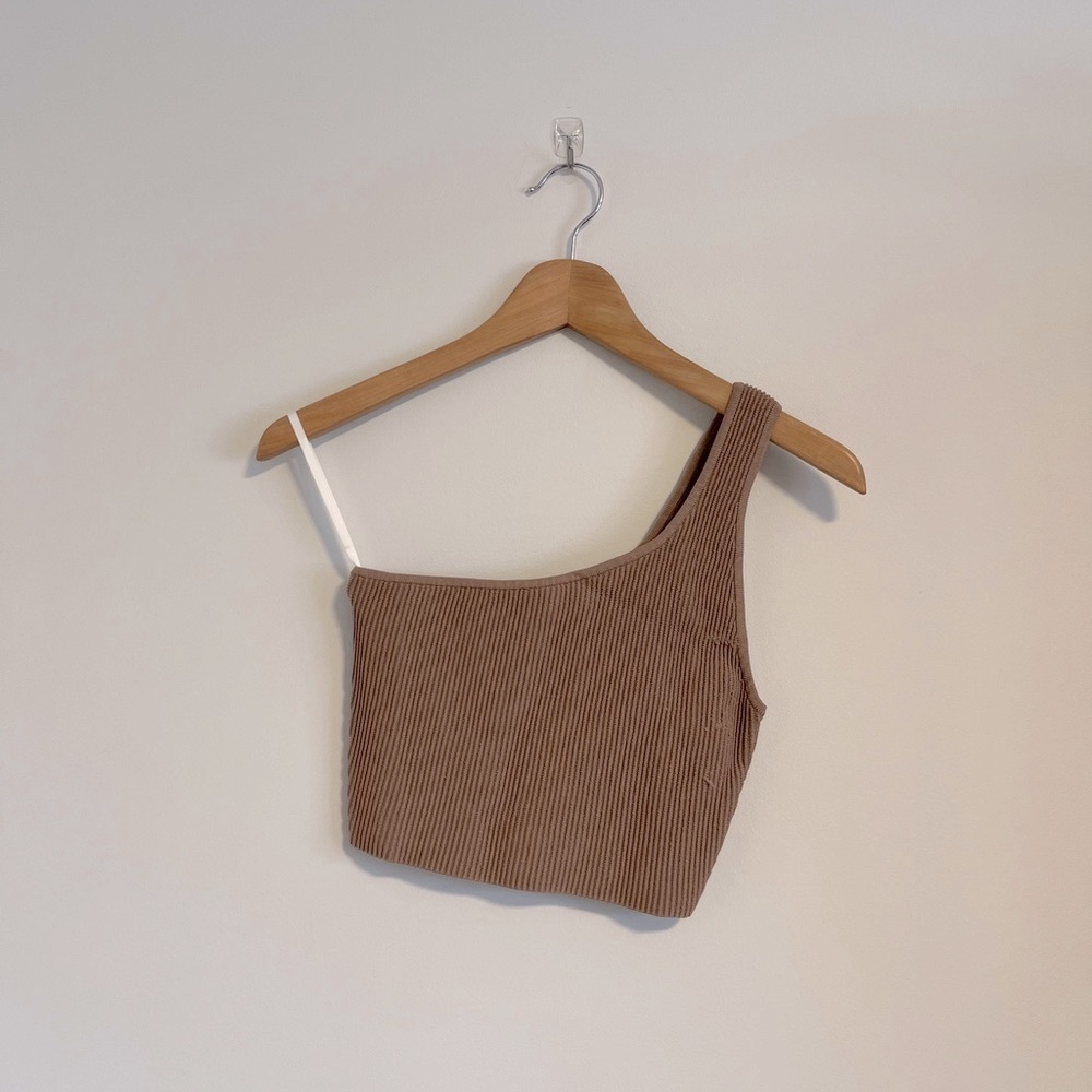 Babaton sculpt one shoulder knit crop